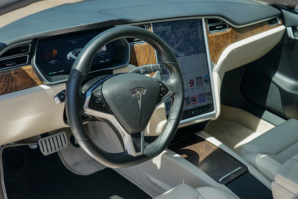 Thumbnail: 2017 Tesla Model S - 2
