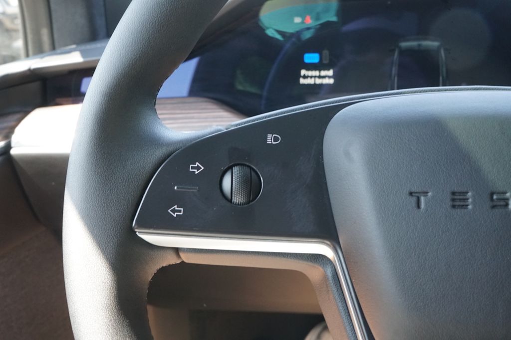 Thumbnail: 2024 Tesla Model X - 15