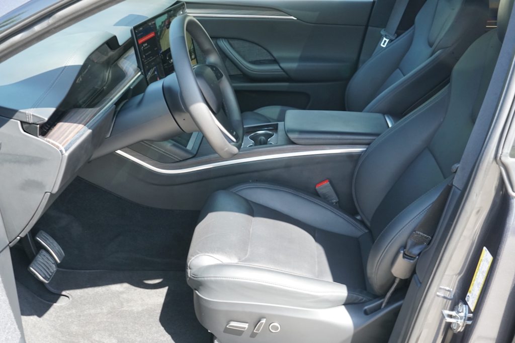 Thumbnail: 2024 Tesla Model X - 21