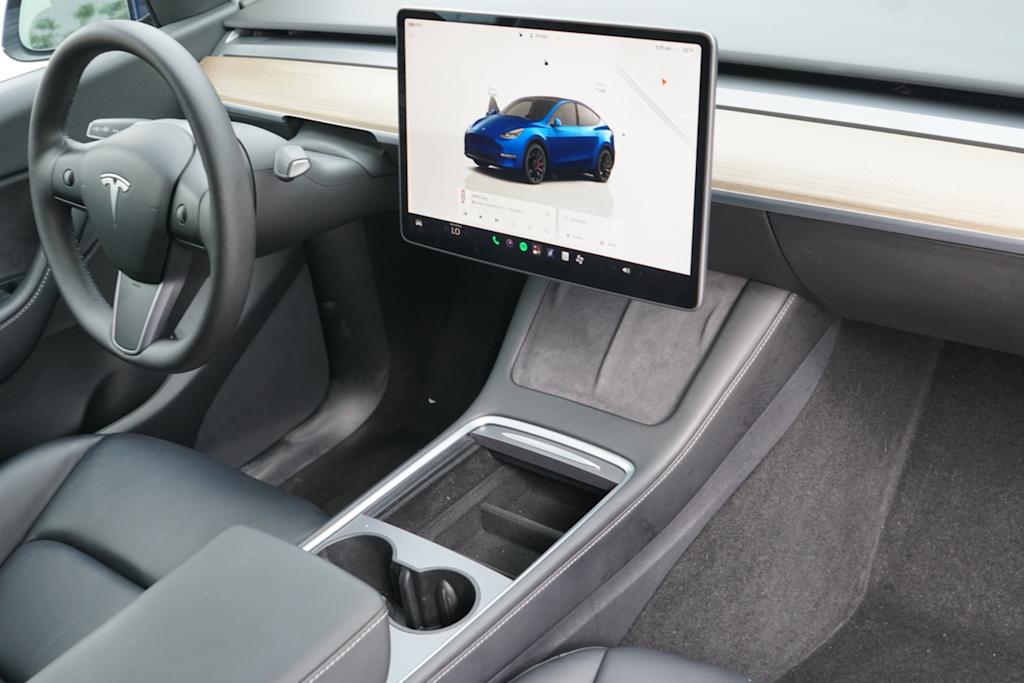 Thumbnail: 2022 Tesla Model Y - 26