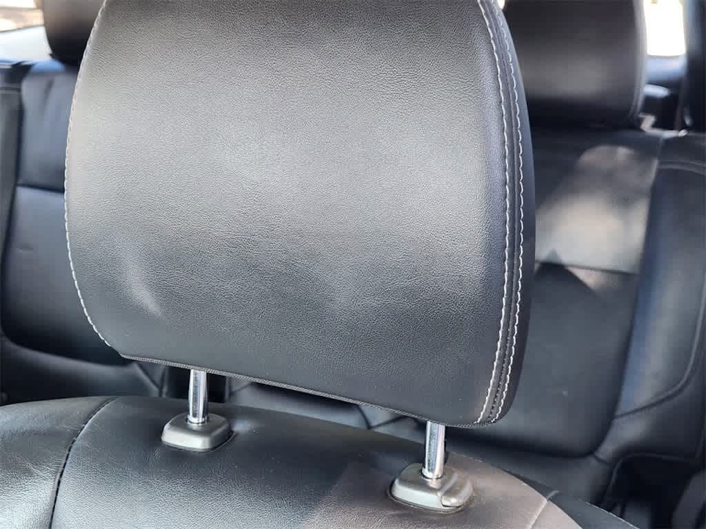 Thumbnail: 2019 Mitsubishi Outlander - 24