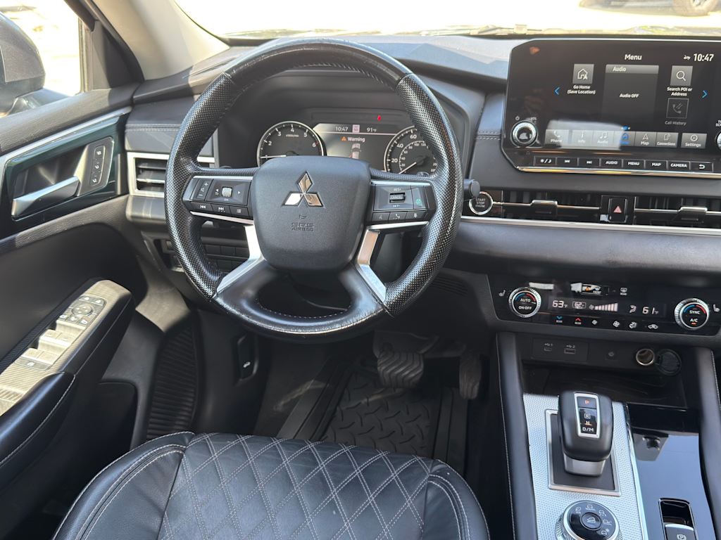 Thumbnail: 2022 Mitsubishi Outlander - 13