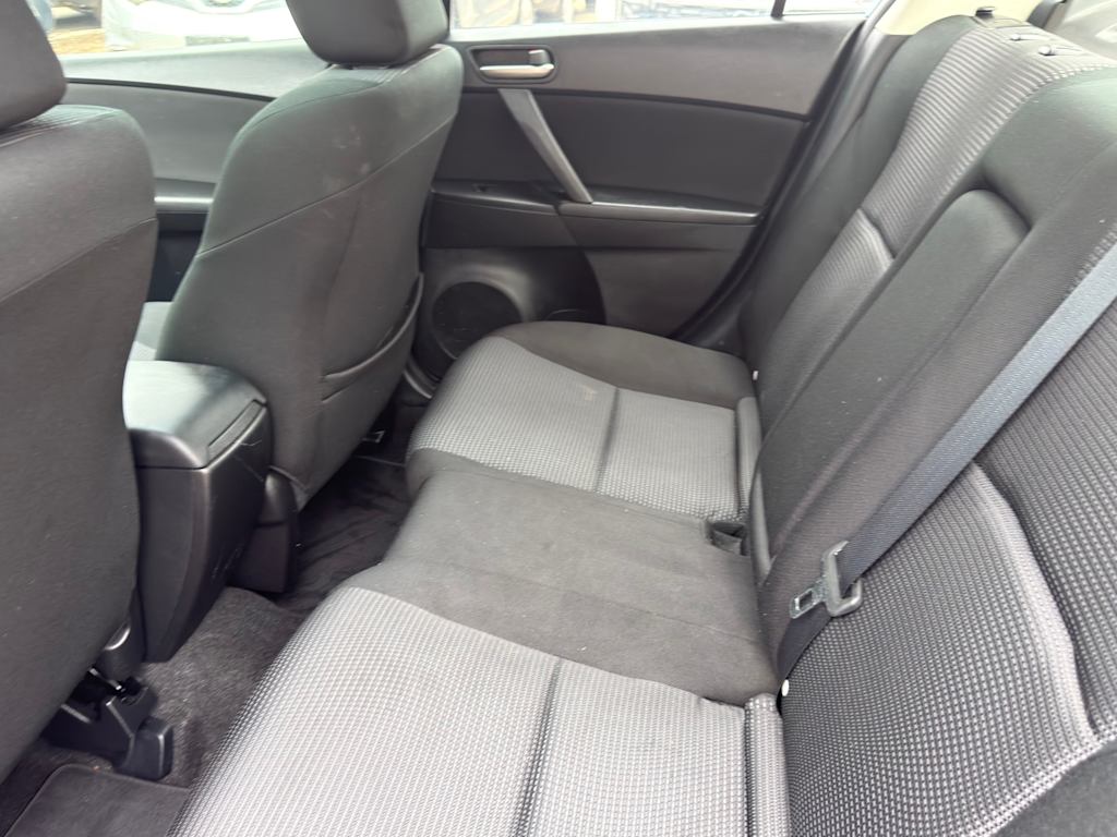 Thumbnail: 2012 Mazda Mazda3 - 24