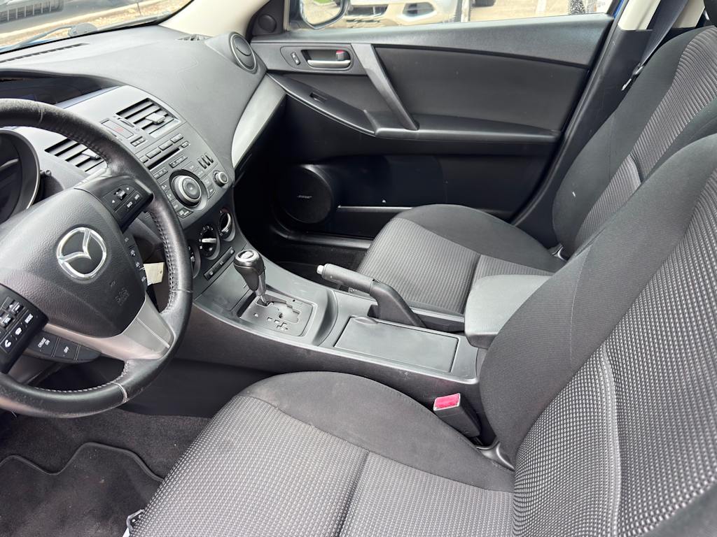 Thumbnail: 2012 Mazda Mazda3 - 15