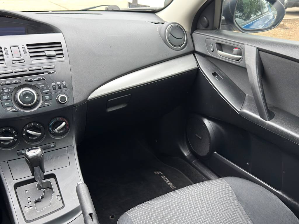Thumbnail: 2012 Mazda Mazda3 - 22