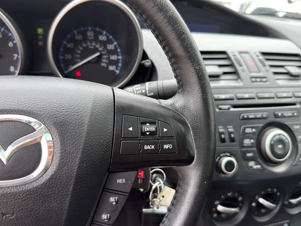 Thumbnail: 2012 Mazda Mazda3 - 18