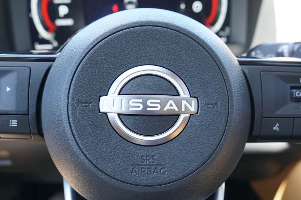 Thumbnail: 2023 Nissan Rogue - 17