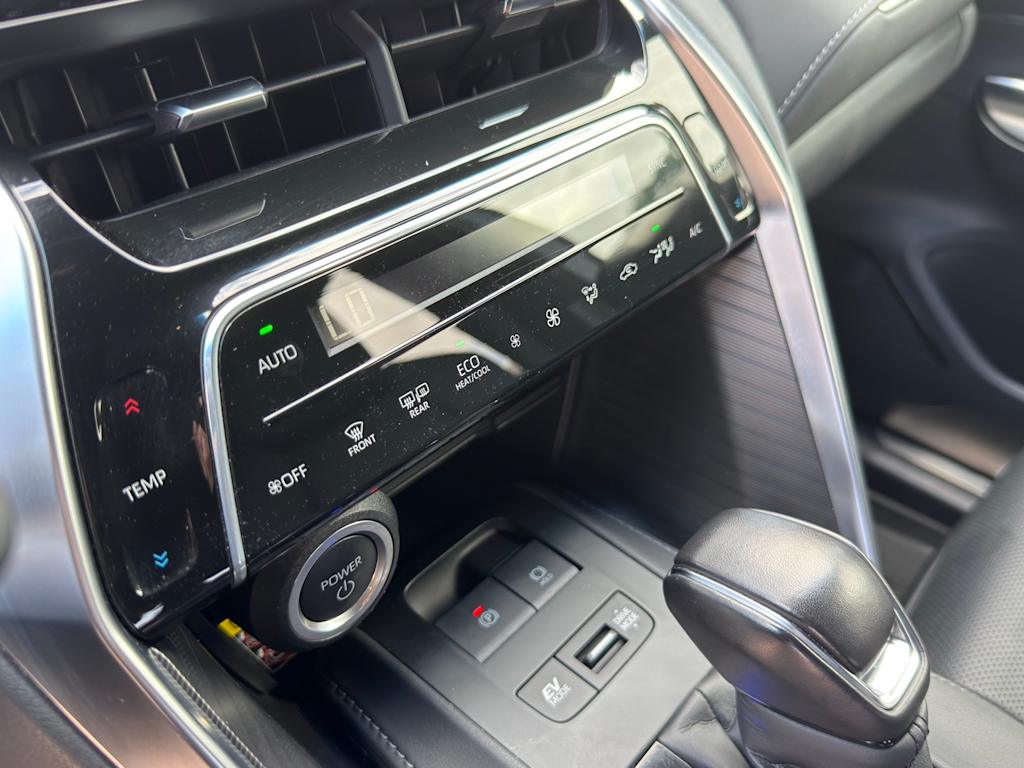 Thumbnail: 2023 Toyota Venza - 5