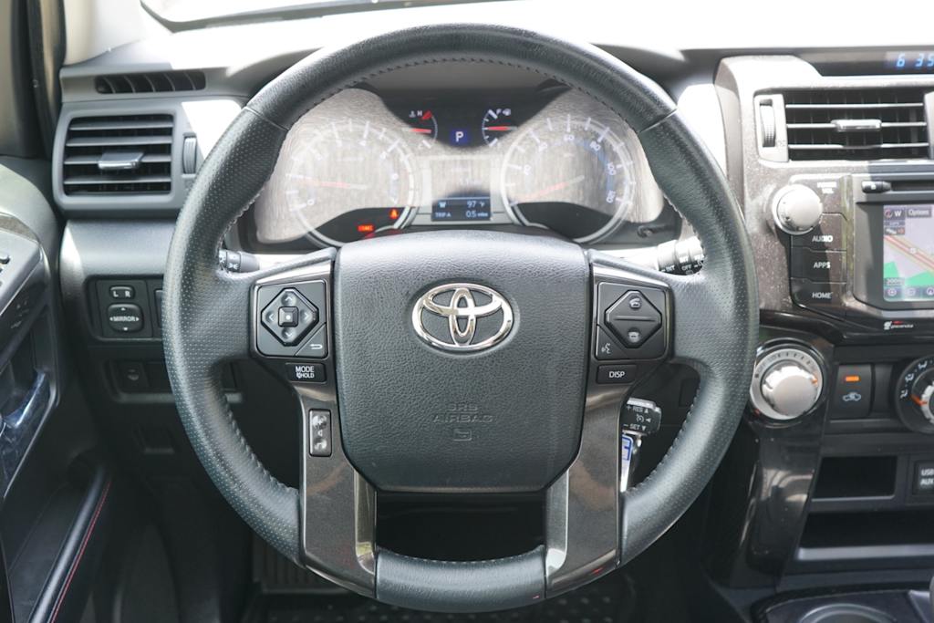 Thumbnail: 2019 Toyota 4Runner - 10