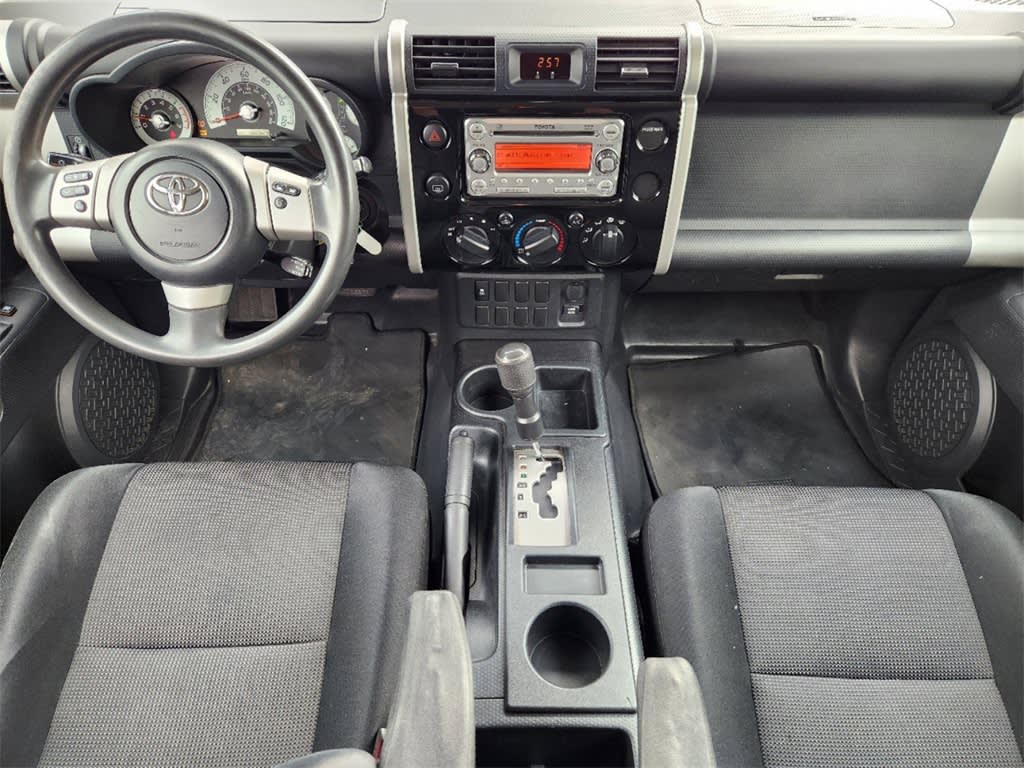 2011 Toyota FJ Cruiser Base 2