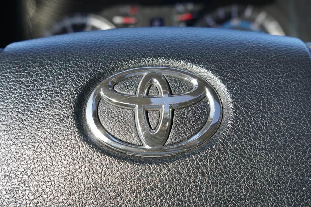 Thumbnail: 2016 Toyota 4Runner - 5