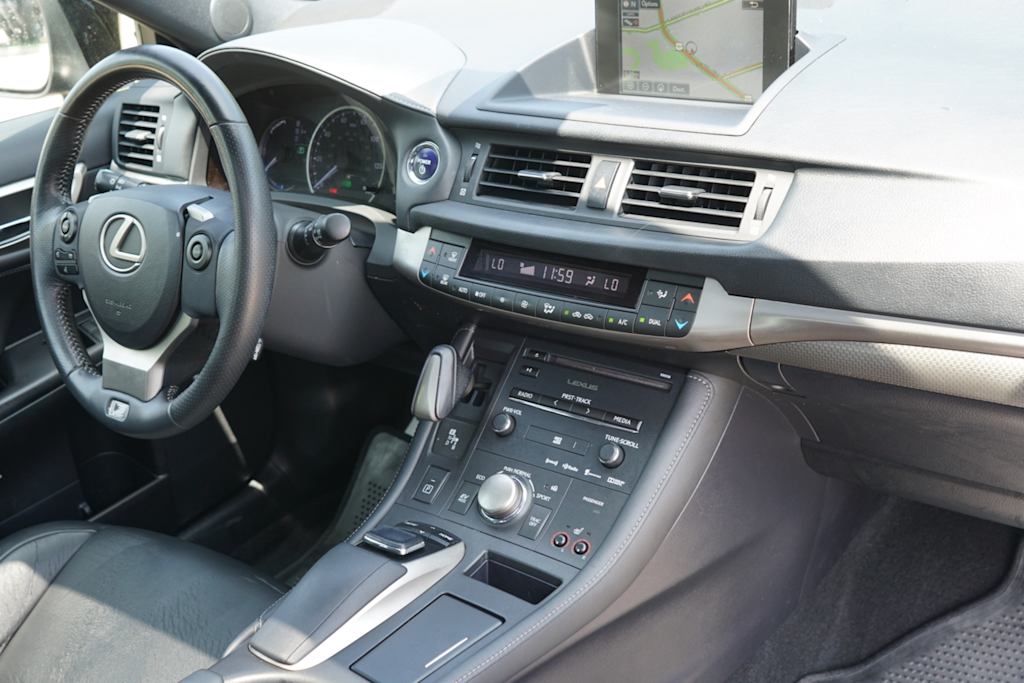 Thumbnail: 2015 Lexus CT - 11