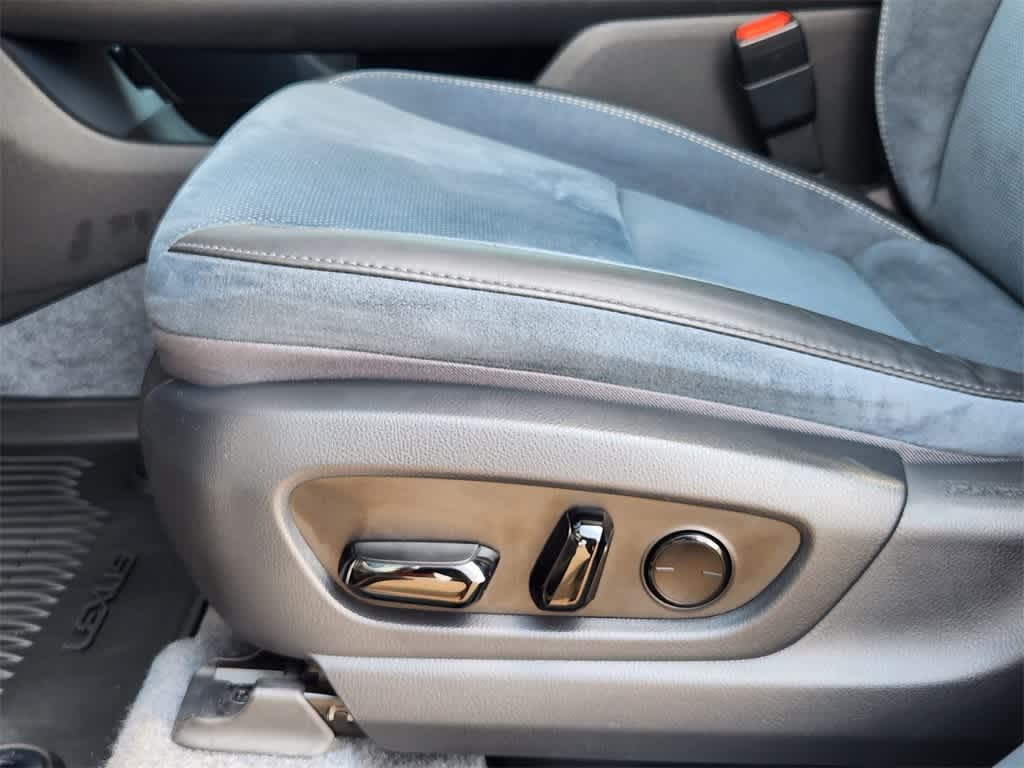 Thumbnail: 2023 Lexus RZ - 30