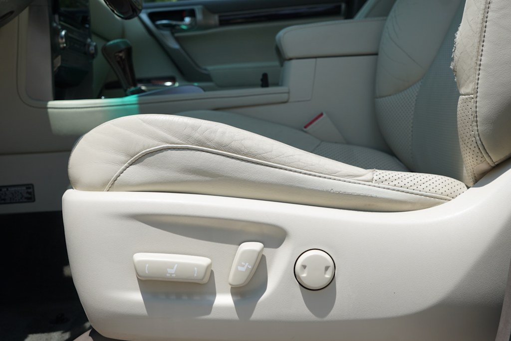 Thumbnail: 2015 Lexus GX - 23