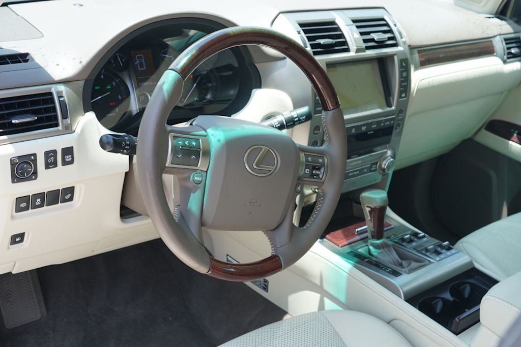 Thumbnail: 2015 Lexus GX - 2