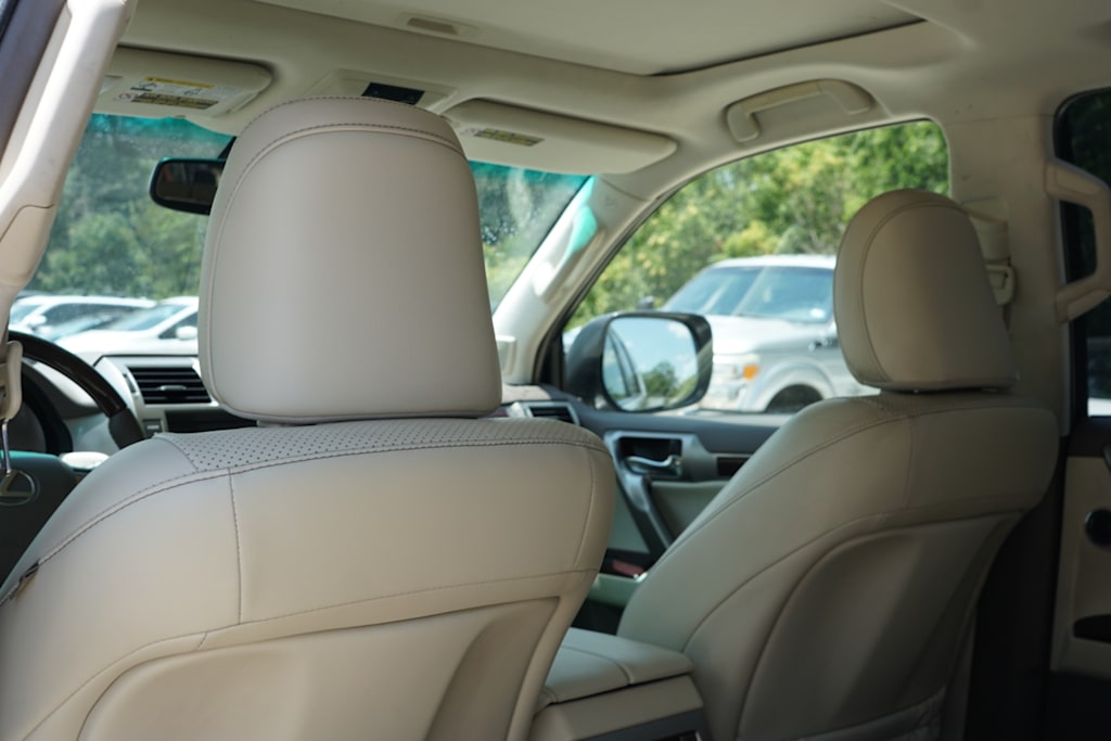 Thumbnail: 2015 Lexus GX - 13