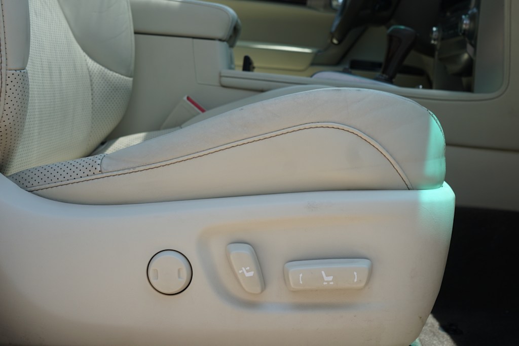 Thumbnail: 2015 Lexus GX - 25