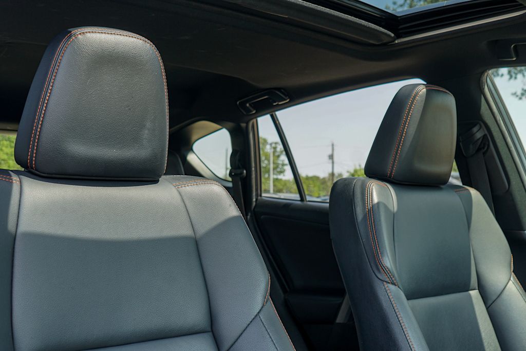 Thumbnail: 2017 Toyota RAV4 - 26
