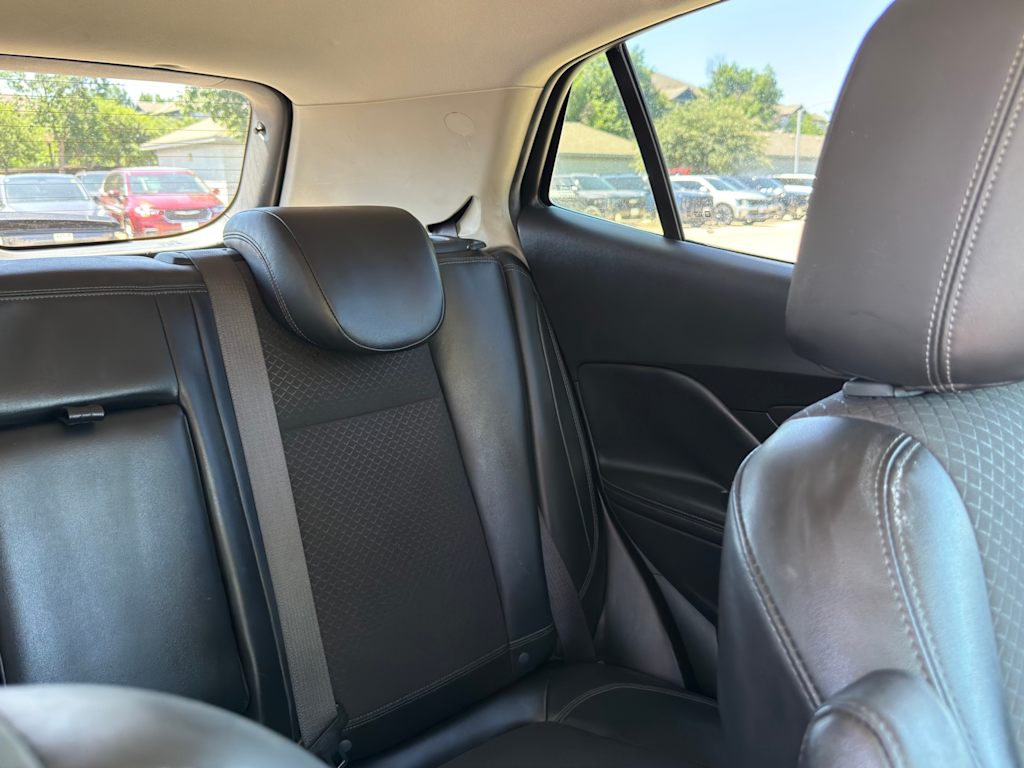 Thumbnail: 2019 Buick Encore - 32
