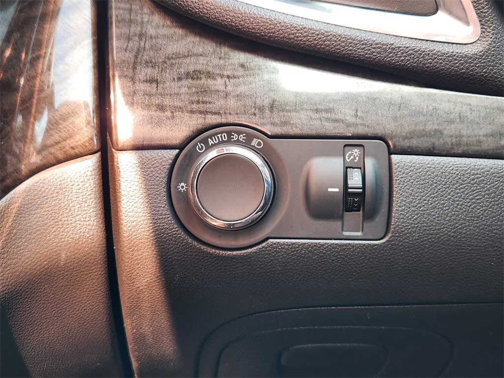 Thumbnail: 2016 Buick Encore - 28
