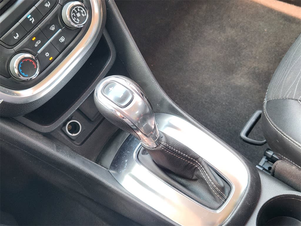 Thumbnail: 2016 Buick Encore - 14