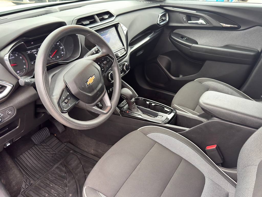 Thumbnail: 2022 Chevrolet TrailBlazer - 2