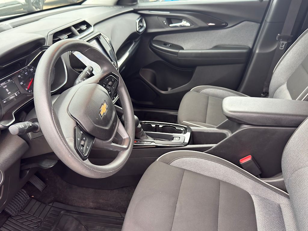 Thumbnail: 2022 Chevrolet TrailBlazer - 8