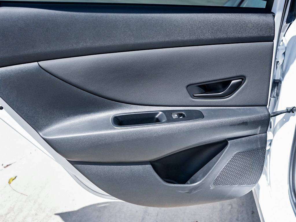 Thumbnail: 2025 Hyundai Elantra - 30