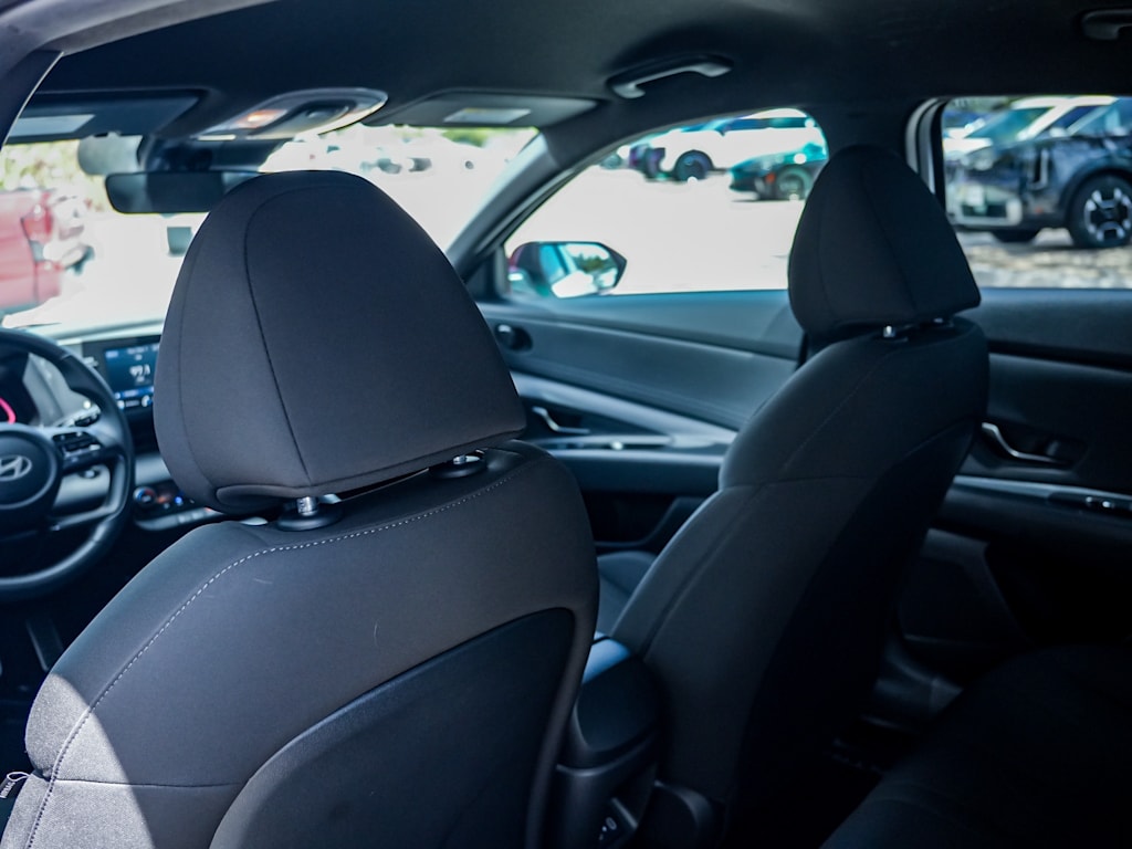 Thumbnail: 2025 Hyundai Elantra - 28