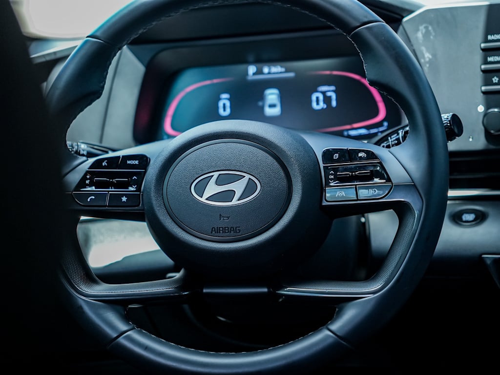 Thumbnail: 2025 Hyundai Elantra - 26