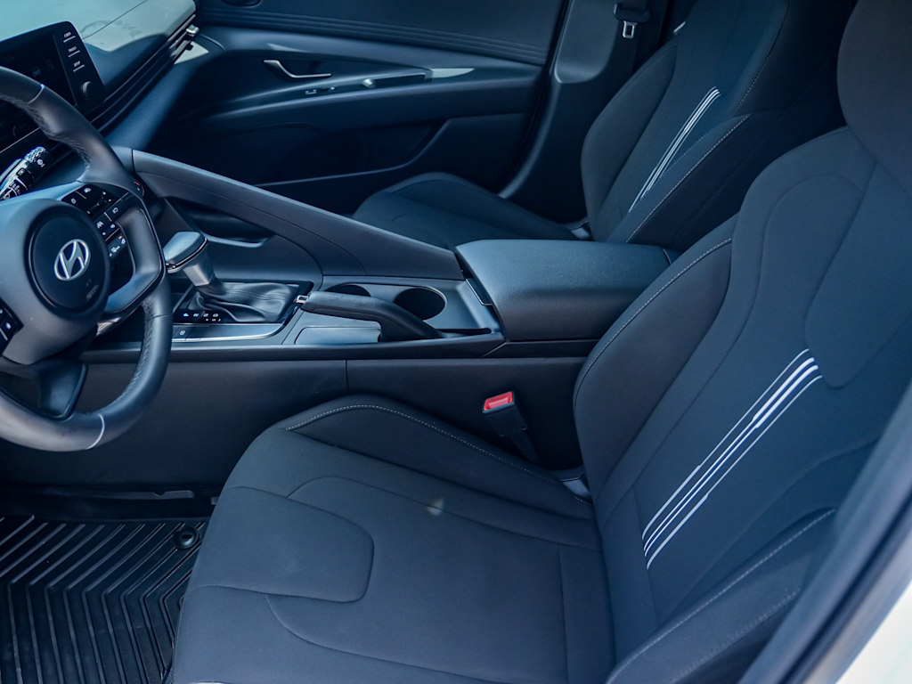 Thumbnail: 2025 Hyundai Elantra - 7
