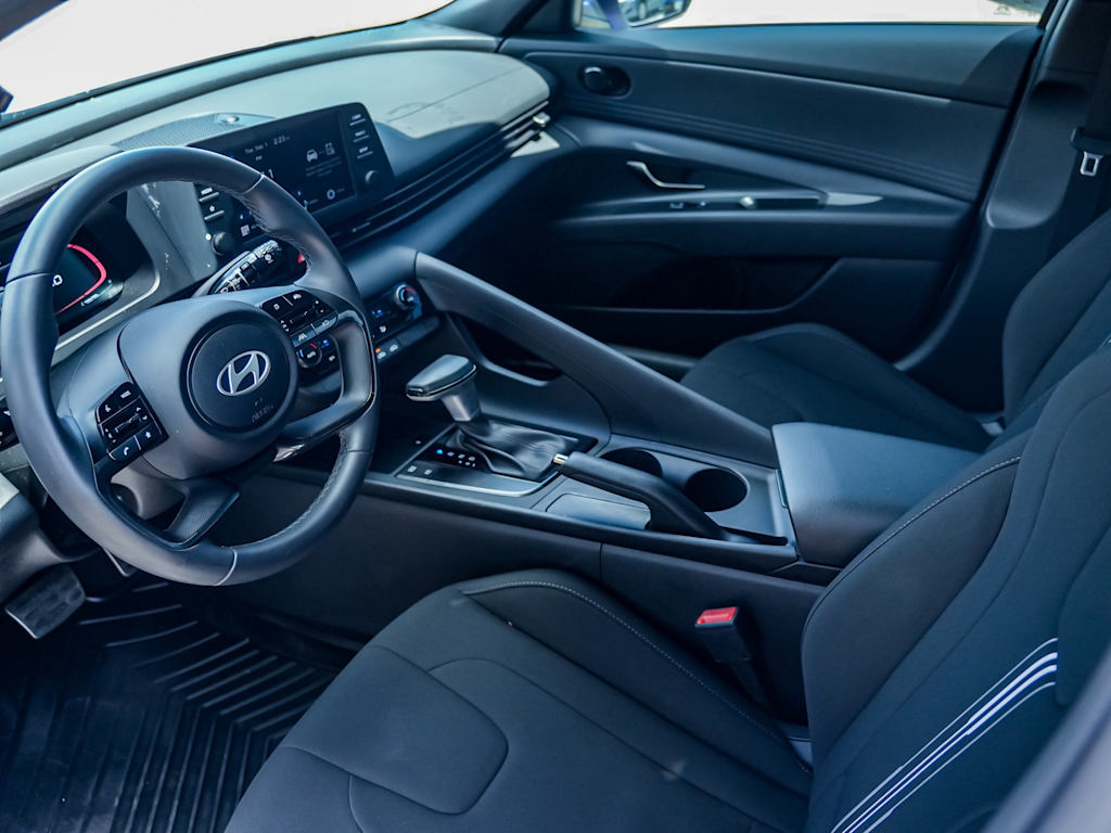 Thumbnail: 2025 Hyundai Elantra - 5