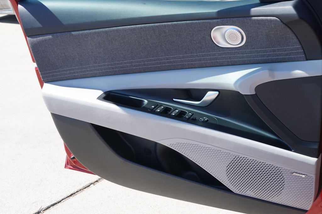 Thumbnail: 2024 Hyundai Elantra - 20