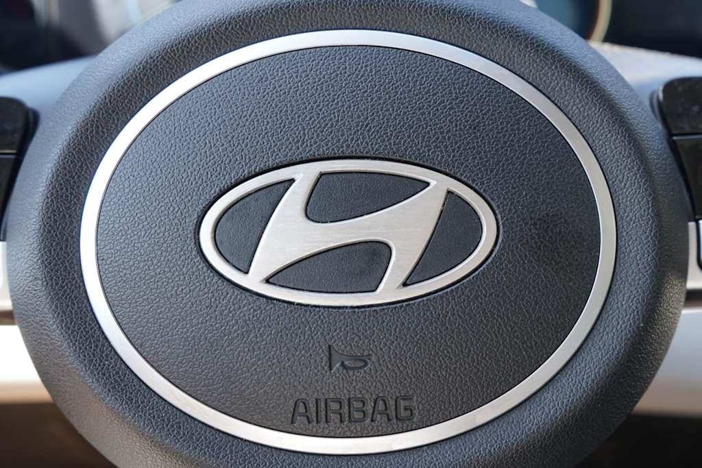 Thumbnail: 2024 Hyundai Elantra - 17