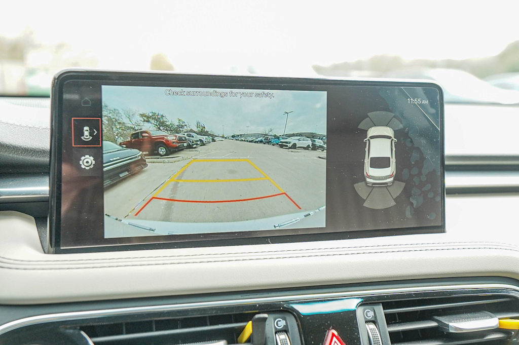 Thumbnail: 2023 Genesis G70 - 12