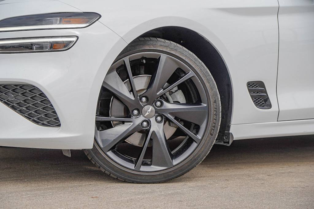 Thumbnail: 2023 Genesis G70 - 5