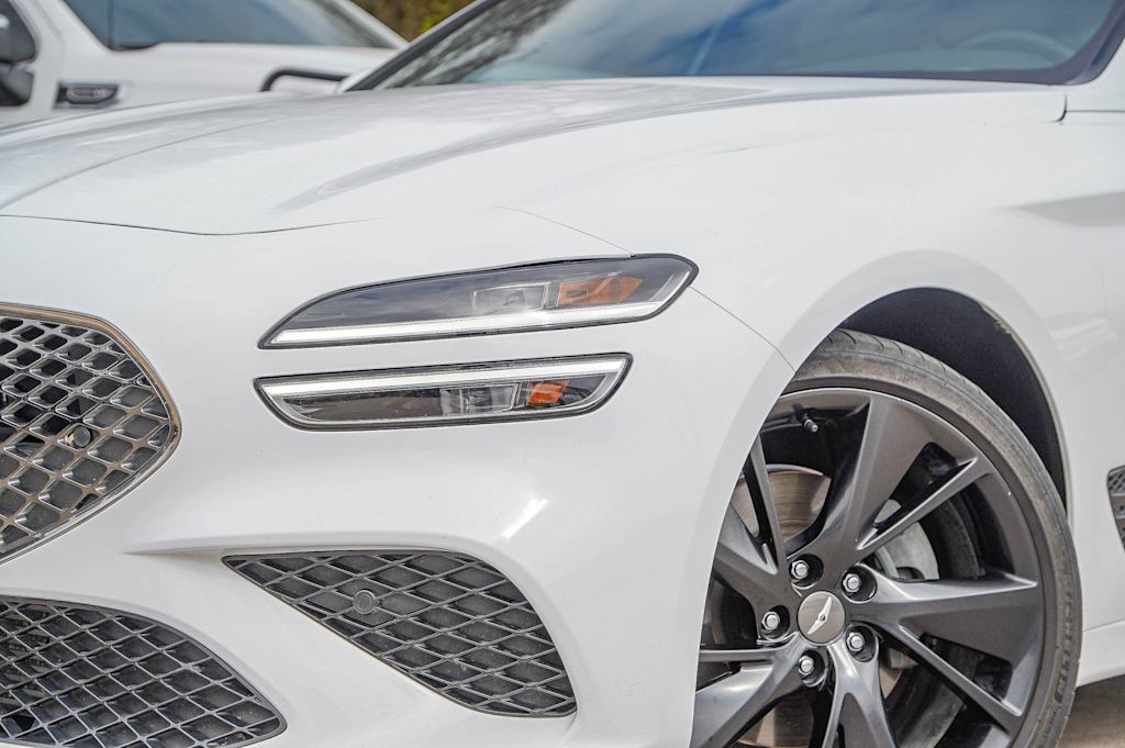 Thumbnail: 2023 Genesis G70 - 6