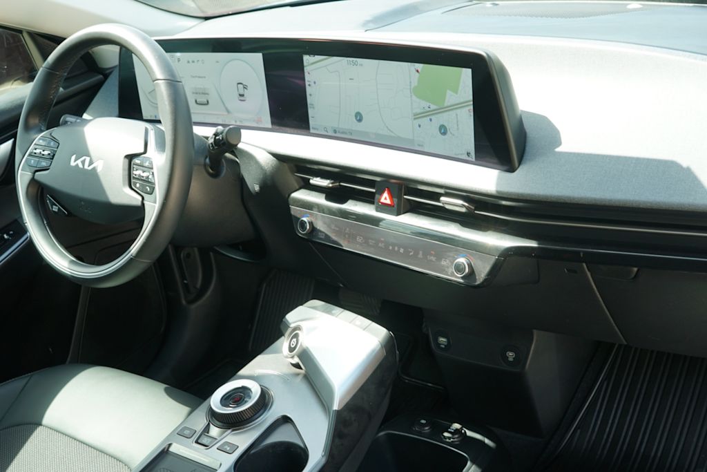 Thumbnail: 2024 Kia EV6 - 12