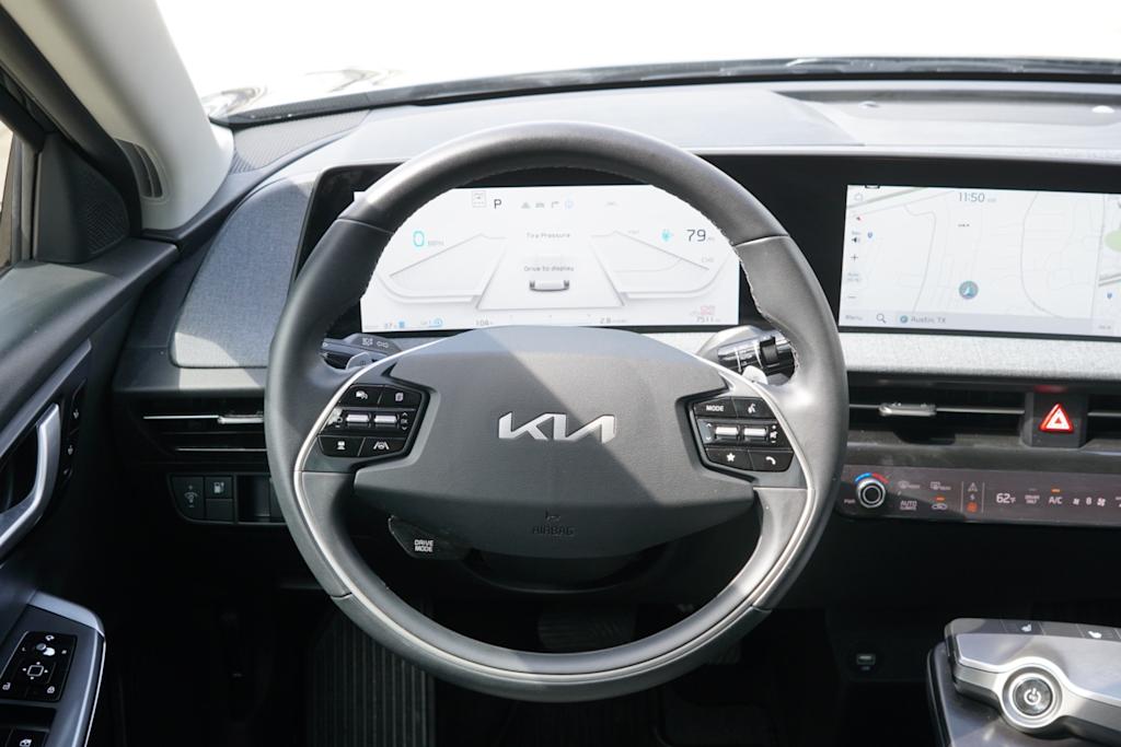 Thumbnail: 2024 Kia EV6 - 11