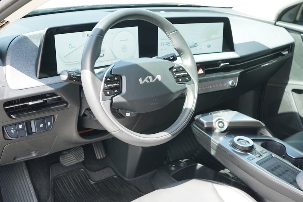 Thumbnail: 2024 Kia EV6 - 2