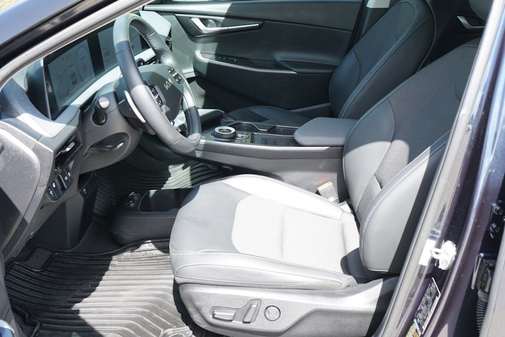 Thumbnail: 2024 Kia EV6 - 8