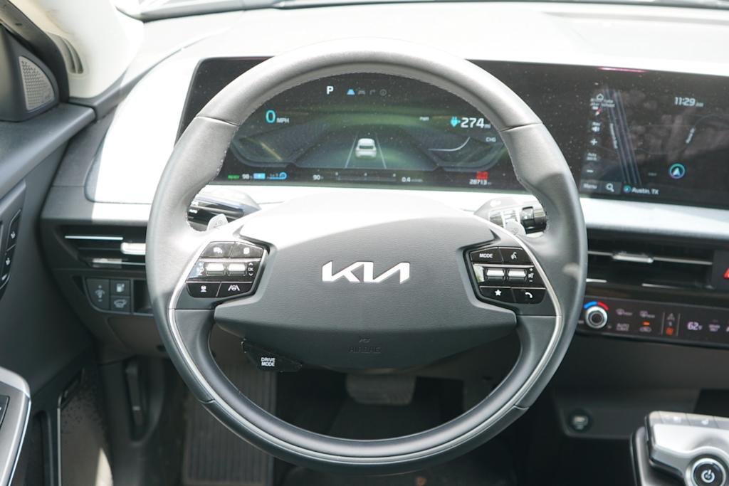 Thumbnail: 2024 Kia EV6 - 10