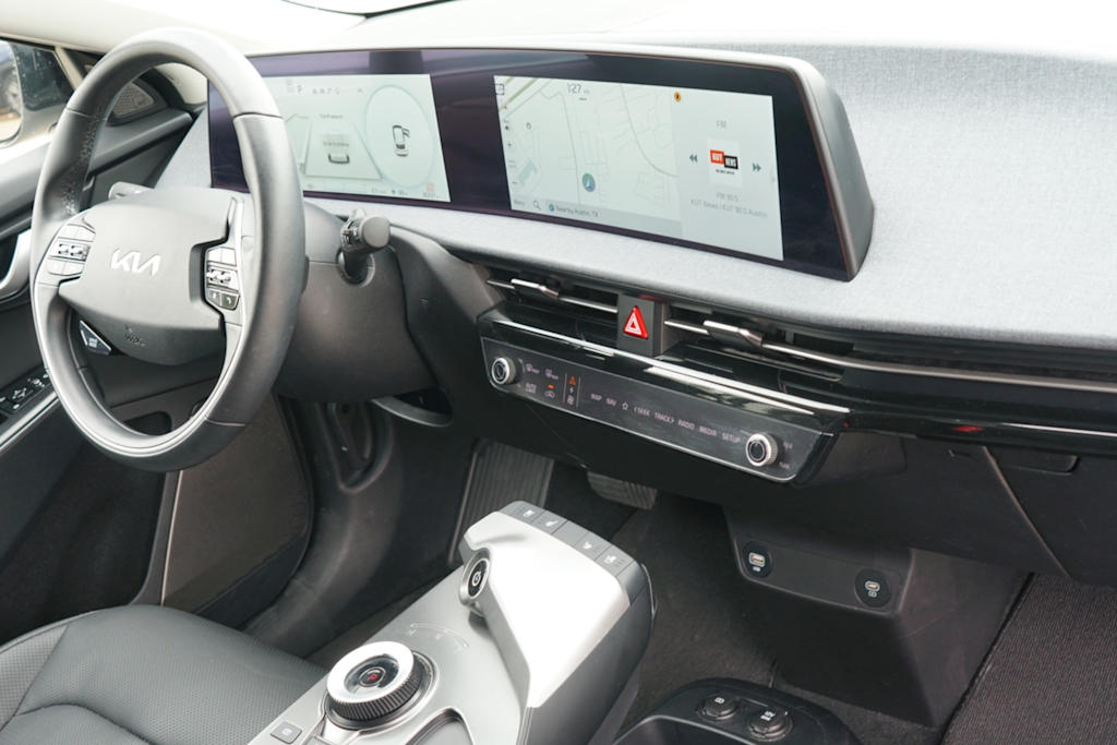 Thumbnail: 2023 Kia EV6 - 12