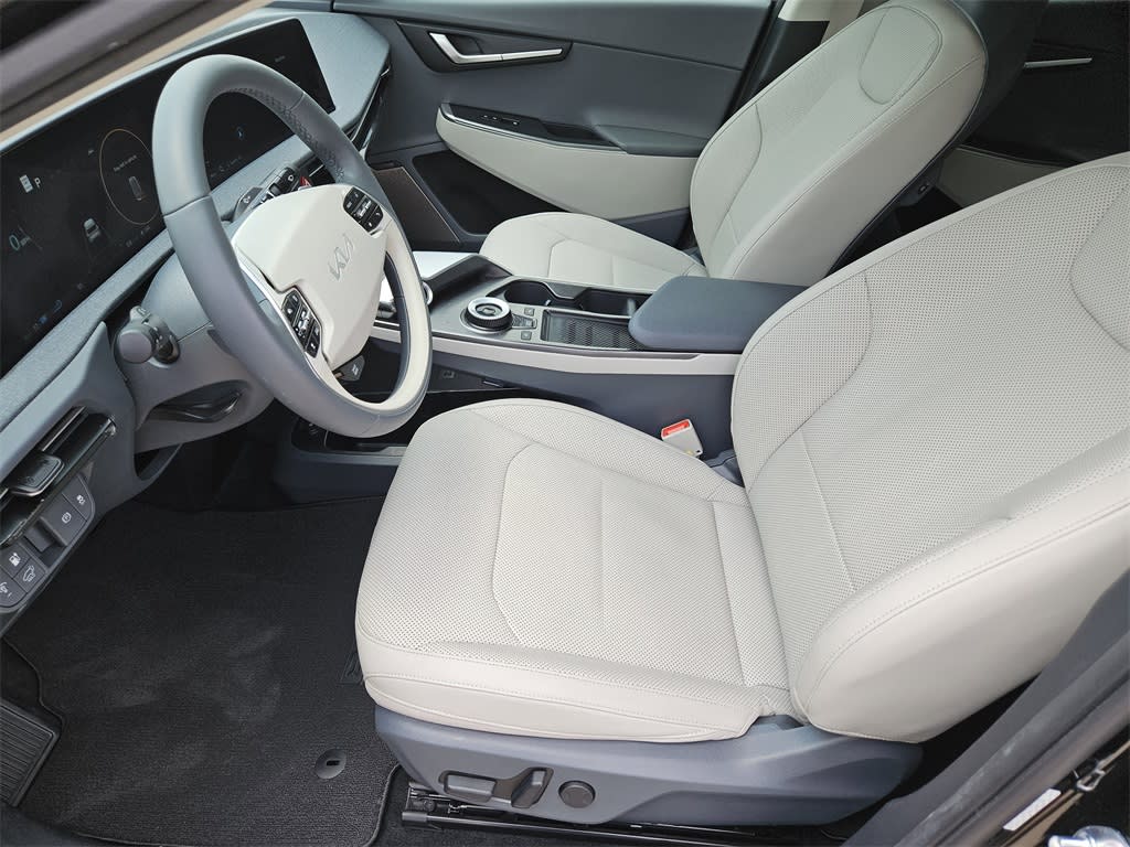 2024 Kia EV6 Wind 7