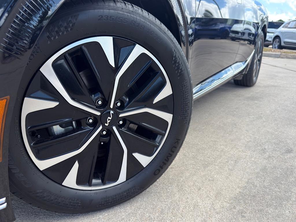 Thumbnail: 2024 Kia EV6 - 7