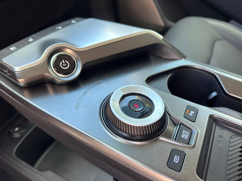 Thumbnail: 2024 Kia EV6 - 14