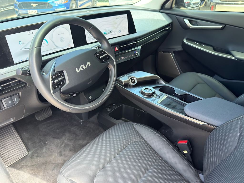 Thumbnail: 2024 Kia EV6 - 2