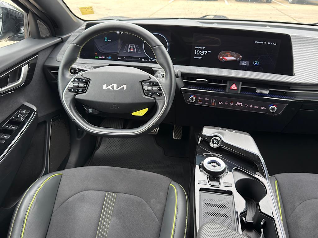 Thumbnail: 2024 Kia EV6 - 32