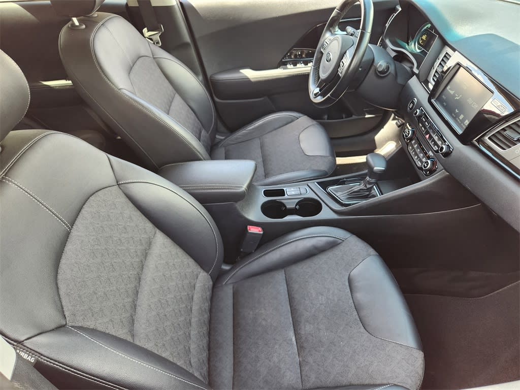 Thumbnail: 2019 Kia Niro - 10