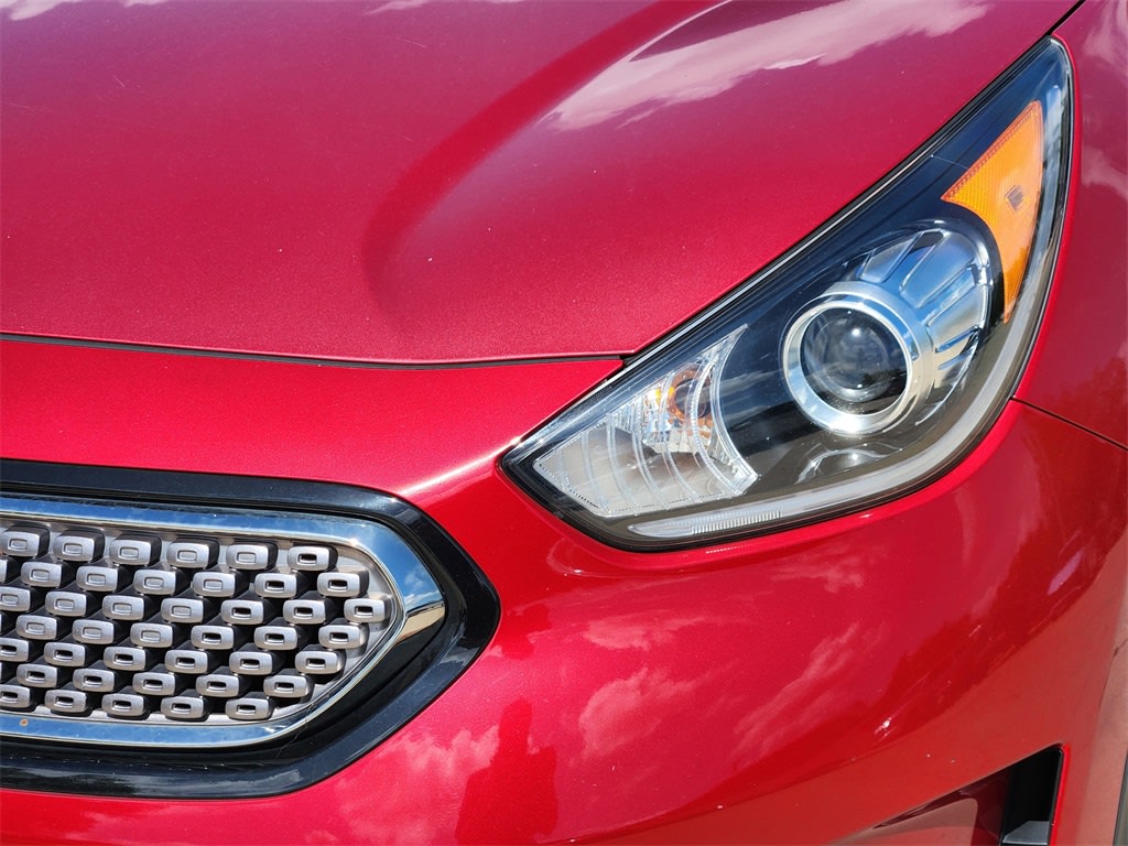 Thumbnail: 2019 Kia Niro - 21